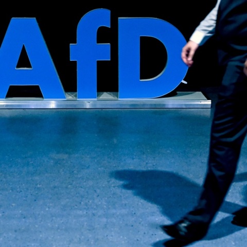 Εναλλακτική για τη Γερμανία: Στο 19% το ακροδεξιό AfD σε νέα δημοσκόπηση - Συνεχίζει την άνοδό του - Πώς διαμορφώνεται το πολιτικό τοπίο της χώρας.