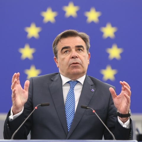 Μαργαρίτης Σχοινάς: Ο αντιπρόεδρος της Κομισιόν μίλησε για τη διάσωση στον Έβρο - Τι δήλωσε για τα σύνορα της ΕΕ και το δικαίωμα ασύλου.