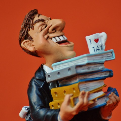 Εκλογές 2023: Ο Μάνος Βουλαρίνος σχολιάζει τη συζήτηση για τη φορολογική πολιτική των κομμάτων και τη σχέση κόστους - οφέλους από τη φορολογία.