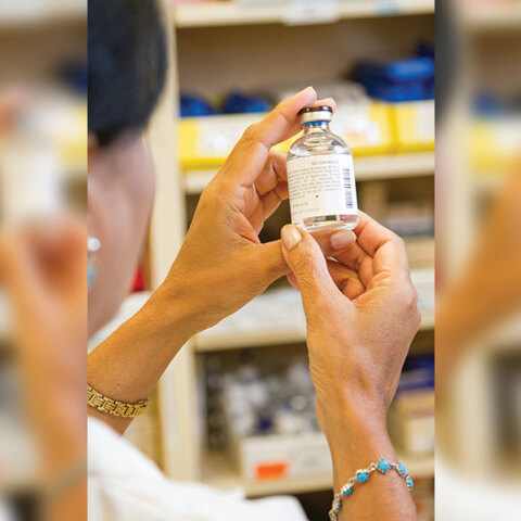 Ελλείψεις ηπαρίνης: Απειλή για χιλιάδες ασθενείς