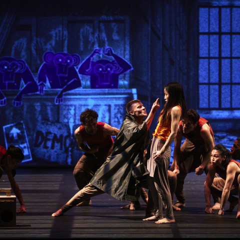 Στιγμιότυπο από την παράσταση της Akram Khan Company "Jungle Book Reimagined"