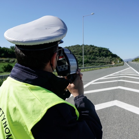 Τα τροχαία δυστυχήματα στην Ελλάδα, η ασφάλεια στους δρόμους και η ανάγκη ελέγχων.