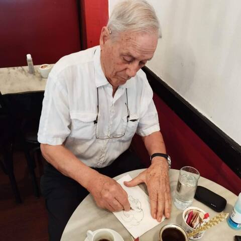Ο 90χρονος σκιτσογράφος Δημήτρης Τσαγκάρης