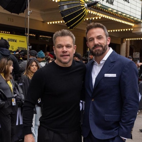 Οι Ματ Ντέιμον και Μπεν Άφλεκ ζητούν από τον Ντόναλντ Τραμπ να μην χρησιμοποιεί πλάνα από την ταινία «Air» για την εκστρατεία του.