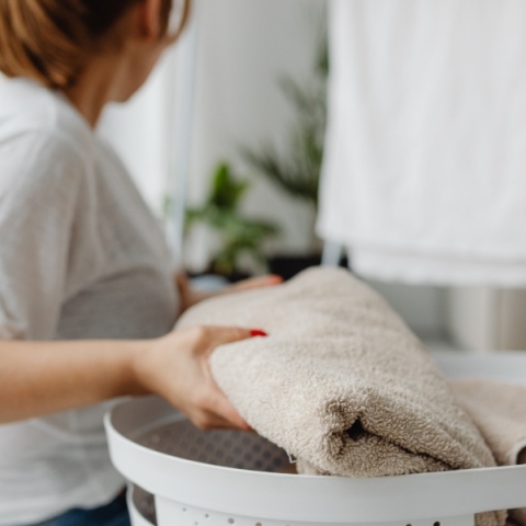 Πόσο συχνά θα πρέπει να πλένουμε τα ρούχα μας; 