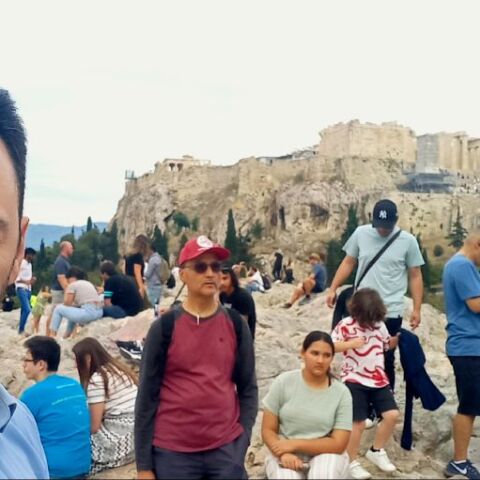 Ακρόπολη από την Αρδηττού: Η προσωπική διαδρομή του Λουκά Βελιδάκη