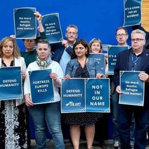 Ναυάγιο στην Πύλο – Δημήτρης Παπαδημούλης: Έριξε ευθύνες στην Ελλάδα σε ανάρτησή του στο Twitter - Τι υποστήριξε «πριν και μετά» ο ευρωβουλευτής του ΣΥΡΙΖΑ.