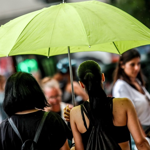 Βροχερός ο καιρός την Κυριακή - Πού θα σημειωθούν έντονα φαινόμενα