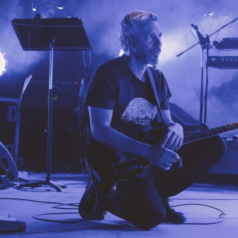 Αλκίνοος Ιωαννίδης: Η αναβληθείσα συναυλία στο θέατρο «Νταμάρι - Αλίκη Βουγιουκλάκη», στα Βριλήσσια, μεταφέρεται, την Παρασκευή 23 Ιουνίου