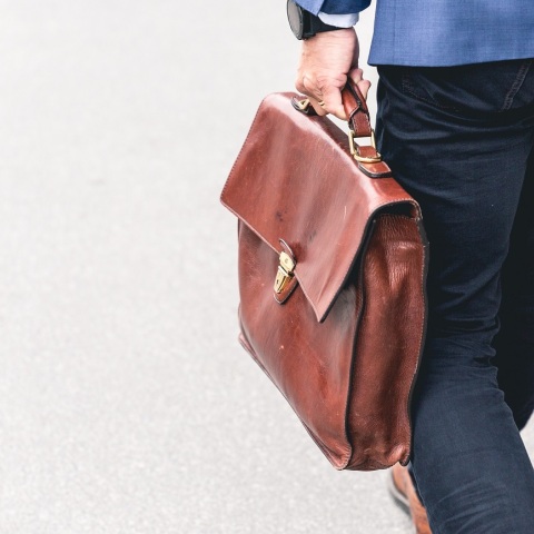 Ολλανδία: Η μεγαλύτερη εταιρεία ευρέσεως εργασίας παγκοσμίως δεσμεύεται να βοηθήσει 50.000 πρόσφυγες να βρουν δουλειά μέχρι το 2025. 