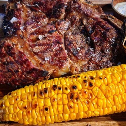 «Κιτς και σ' έφαγα»