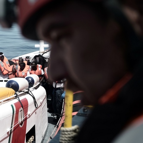 Ισπανία: Το πτώμα μιας εγκύου βρέθηκε πάνω σε λαστιχένια λέμβο που μετέφερε μετανάστες - Ποια η κατάσταση των επιζώντων.