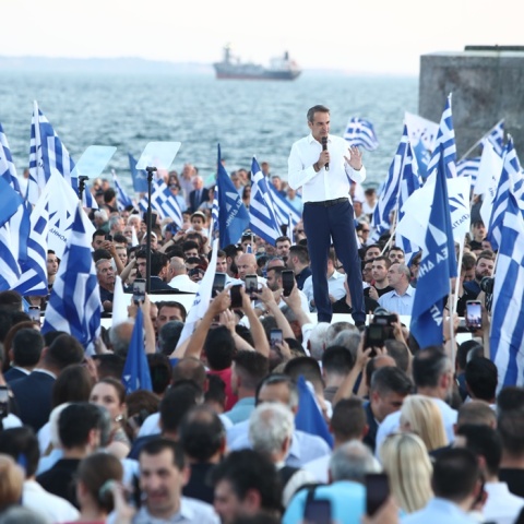 Ο Κυριάκος Μητσοτάκης κατά τη διάρκεια της ομιλίας του στη Θεσσαλονίκη