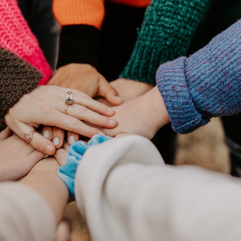 Παγκόσμια Ημέρα κατά των Ναρκωτικών: Το ΚΕΘΕΑ ΙΘΑΚΗ και το ΚΕΘΕΑ ΑΝΑΔΥΣΗ στην πλατεία Ναυαρίνου στη Θεσσαλονίκη τη Δευτέρα 16 Ιουνίου.