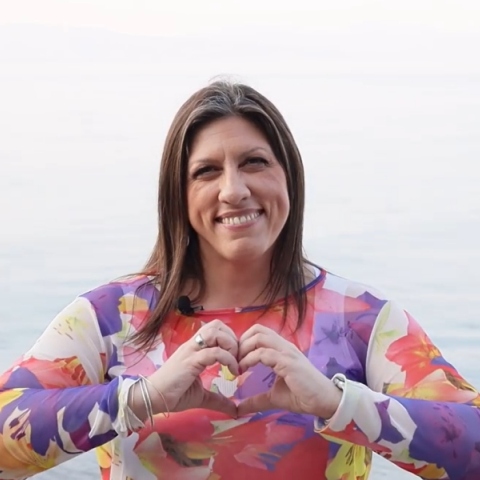 Και «γαμήλιο δώρο» η βουλευτική έδρα; 