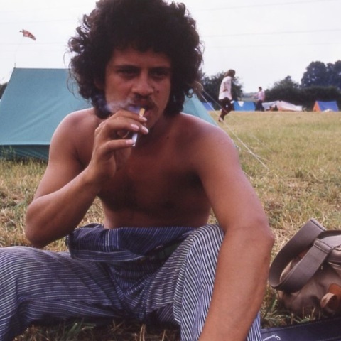 Φεστιβάλ Γκλαστονμπέρι: Οι χαμένες φωτογραφίες του Paul Misso από το 1971 - Με David Bowie και Hawkwind - Κυκλοφορούν σε ένα νέο λεύκωμα.