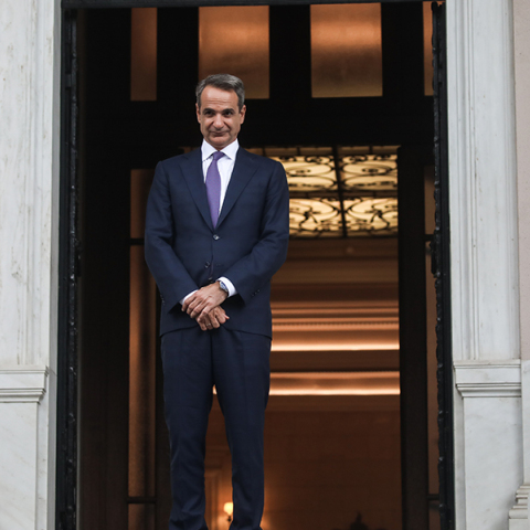 Ο λαός θέλει. Ο Μητσοτάκης;