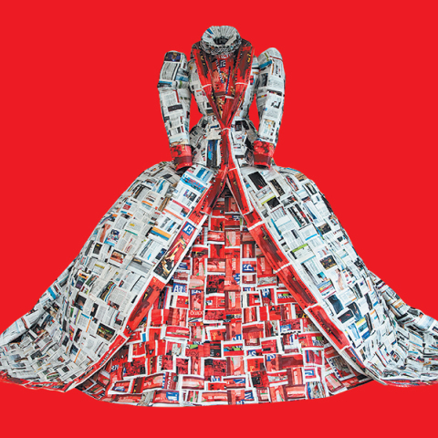 Νίκος Φλώρος: Bάλε το χάρτινο φουστάνι