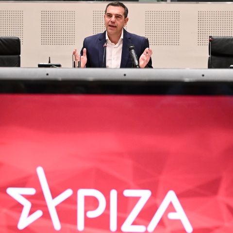 Αλέξης Τσίπρας: Βουλευτές και στελέχη του ΣΥΡΙΖΑ σχολιάζουν με δηλώσεις και αναρτήσεις στα social media την αιφνιδιαστική παραίτηση από την ηγεσία του κόμματος.