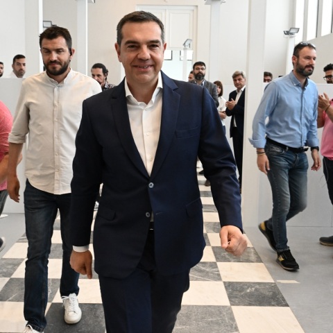 Αλέξης Τσίπρας: Οι πέντε στενοί συνεργάτες που τον συνόδευσαν στο Ζάππειο για τη δήλωση παραίτησης από την ηγεσία του ΣΥΡΙΖΑ.