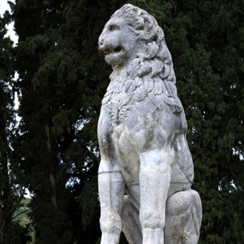 Ο Λέοντας της Χαιρώνειας, Πολυάνδριο των Θηβαίων Ιερολοχιτών