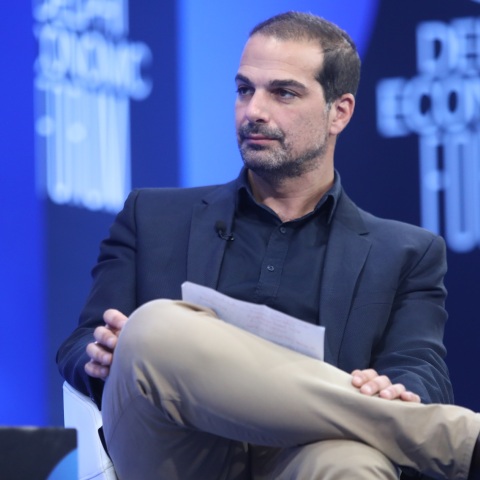 Ο Γαβριήλ Σακελλαρίδης έβαλε τέλος στα σενάρια περί υποψηφιότητάς του για την προεδρία του ΣΥΡΙΖΑ - Τι απαντά στο ενδεχόμενο εμπλοκής με τη διαδικασία εκλογής.