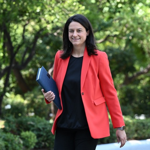 Η υπουργός Εσωτερικών, Νίκη Κεραμέως