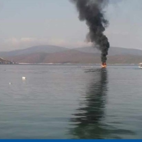 Έκρηξη σε σκάφος στο Μαρμάρι