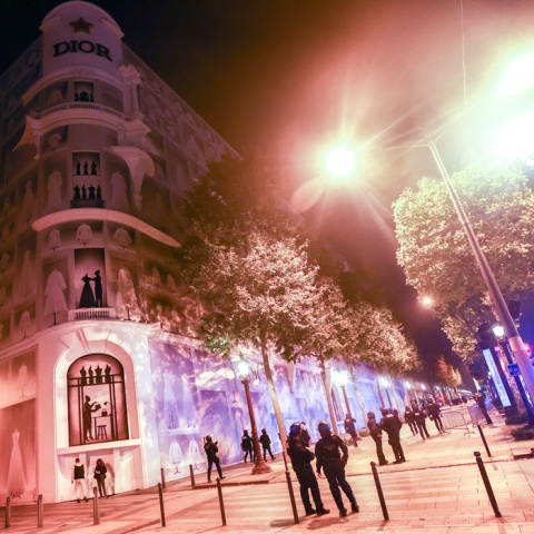 Γαλλία: Επεισόδια μετά τη δολοφονία του 17χρονου Ναέλ