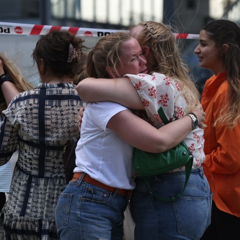 Δανία: Σε επ’ αόριστον ψυχιατρική θεραπεία σε ασφαλή χώρο καταδικάστηκε ο δράστης μακελειού σε εμπορικό κέντρο στην Κοπεγχάγη τον Ιούλιο του 2022.