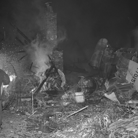 Σαν σήμερα 7 Ιουλίου 1946, το αεροσκάφος XF-11 του Χάουαρντ Χιουζ συντρίβεται στο Μπέβερλι Χιλς - Το επεισόδιο που ενέπνευσε το «Aviator» του Μάρτιν Σκορσέζε.