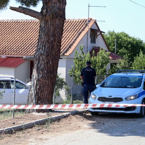 Καταδίωξη στη Λάρισα: Ελεύθερος, μέχρι να ολοκληρωθεί η έρευνα, ο αστυνομικός που τραυμάτισε θανάσιμα τον 20χρονο Σύρο - Οι δηλώσεις του δικηγόρου του.
