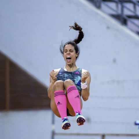 Στο Πανελλήνιο πρωτάθλημα η Κατερίνα Στεφανίδη βρήκε την κατάλληλη χρονική στιγμή για να ξεπεράσει τα 4,61 μ. και να σημειώσει την καλύτερη φετινή της επίδοση.