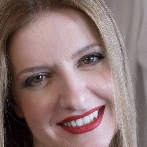 Ίσμα Τουλάτου: Άφησε πρόωρα την τελευταία της πνοή η δημοσιογράφος - Συνεργάτης της ATHENS VOICE και αρκετών ελληνικών ΜΜΕ - Θα γινόταν μητέρα σε τρεις ημέρες.