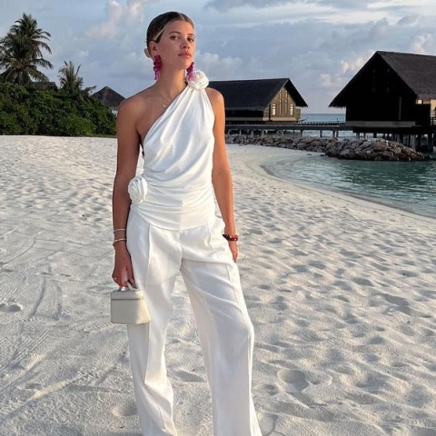 6 Anti-Trend outfits που αξίζει να αντιγράψεις αυτό το καλοκαίρι