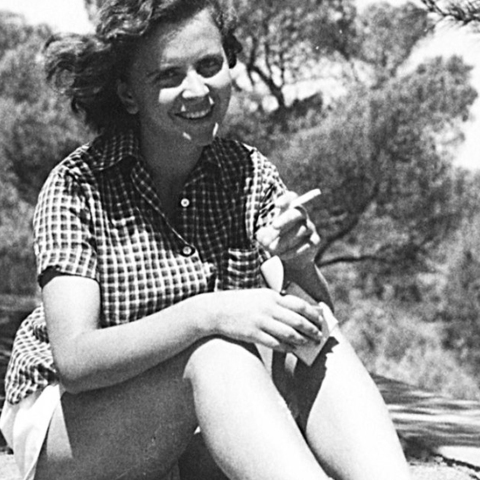 Η κ. Αρβελέρ αγαπά τους αχινούς