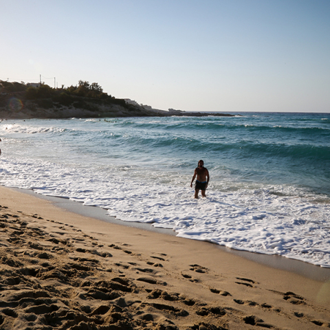 Ικαρία: Οδηγός για αξιοθέατα, παραλίες και φαγητό