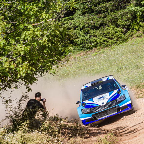 On Sale Rally Team: Ανεβάζει τον πήχη στον ελληνικό μηχανοκίνητο αθλητισμό.