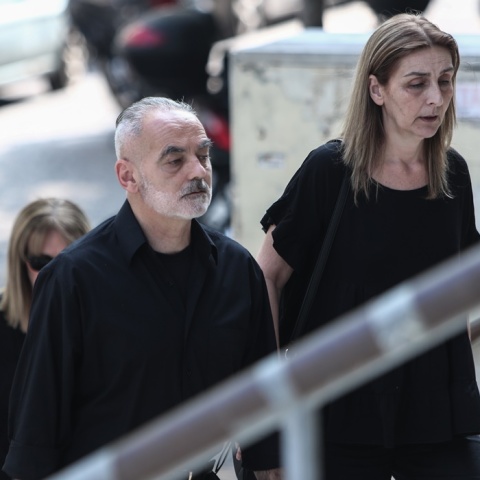 Οι γονείς του δολοφονημένου 19χρονου Άλκη Καμπανού