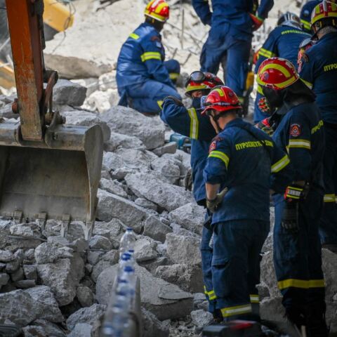 Κατάρρευση γέφυρας στην Πάτρα