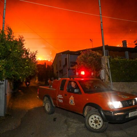 Φωτιά στο Αίγιο