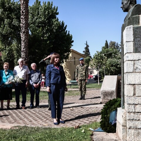 Κατάθεση στεφάνου της Προέδρου της Δημοκρατίας 
