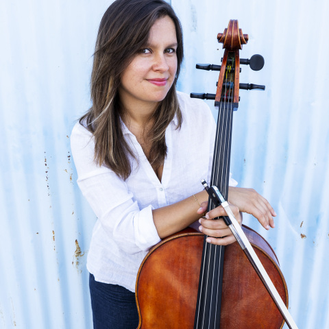 H τσελίστρια και καλλιτεχνική διευθύντρια των Διεθνών Μουσικών Ημερών Καλαμάτας, Ιντίρα Ραχματούλλα