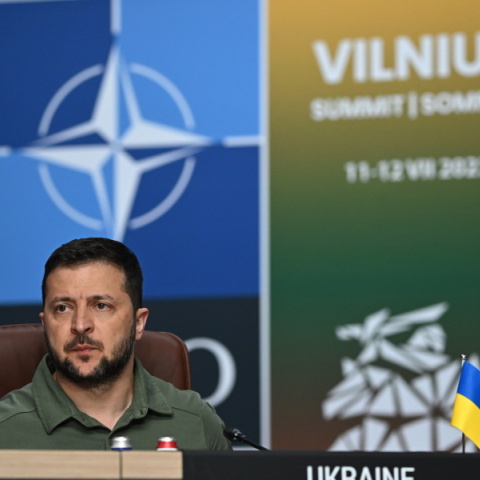 Ζελένσκι: «Ο πόλεμος μεταφέρεται στο ρωσικό έδαφος»