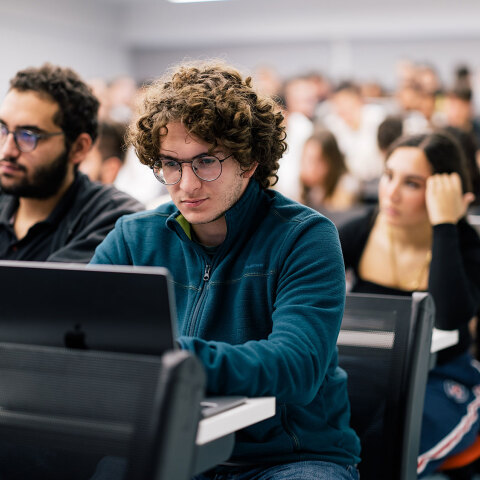 Φοιτητές Διοίκησης Επιχειρήσεων