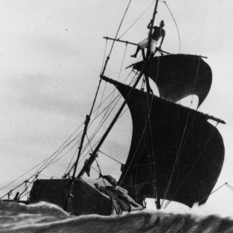 Σαν σήμερα 7 Αυγούστου: Το 1947 ολοκληρώνεται η αποστολή του Κον-Τίκι στον Ειρηνικό Ωκεανό, με επικεφαλής τον Νορβηγό εξερευνητή και συγγραφέα Θορ Χέιερνταλ.