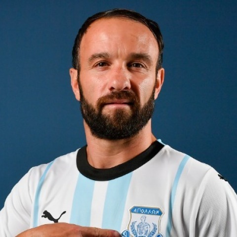 w03-174301mathieuvalbuenaannouncement