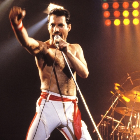 Freddie Mercury: Η εντυπωσιακή συλλογή προς τιμήν του στο Sotheby's στο Λονδίνο.