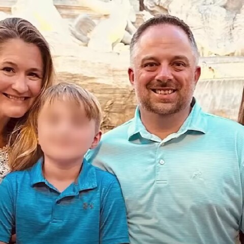 Adrienne Vaughan με τον σύζυγο της Mike White και τα δύο της παιδιά