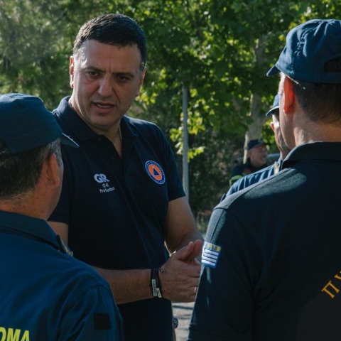 Άγιος Στέφανος: Συνελήφθη επ’ αυτοφώρω ύποπτος για εμπρησμό - Την αποκάλυψη έκανε ο υπουργός Κλιματικής Κρίσης και Πολιτικής Προστασίας, Βασίλης Κικίλιας.